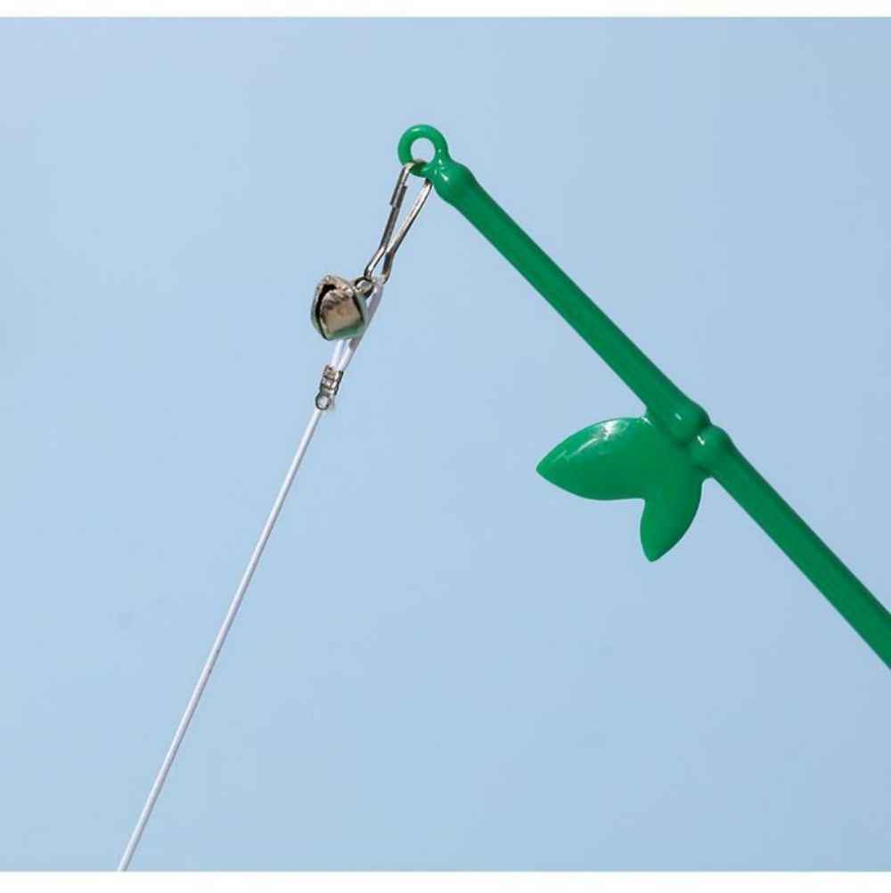 Interactive Cat Feather Wand – Durable bell and refillable toy for engaging playtime with cats. - Whiskerwise