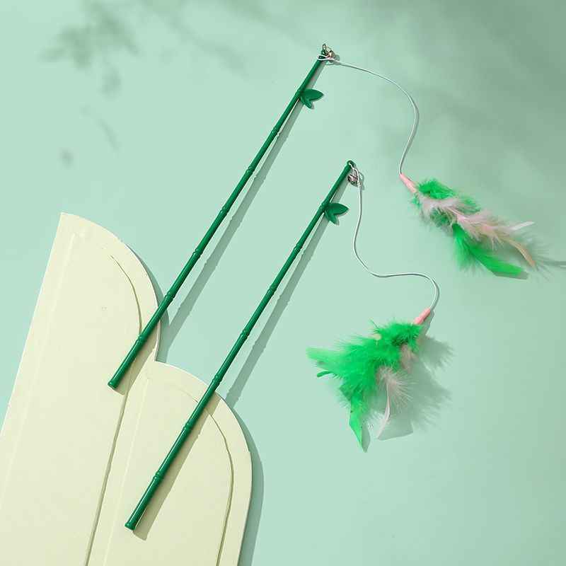 Interactive Cat Feather Wand – Durable bell and refillable toy for engaging playtime with cats. - Whiskerwise